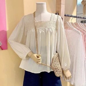 Babydoll boho blouse lace trim cream square neck long sleeve
